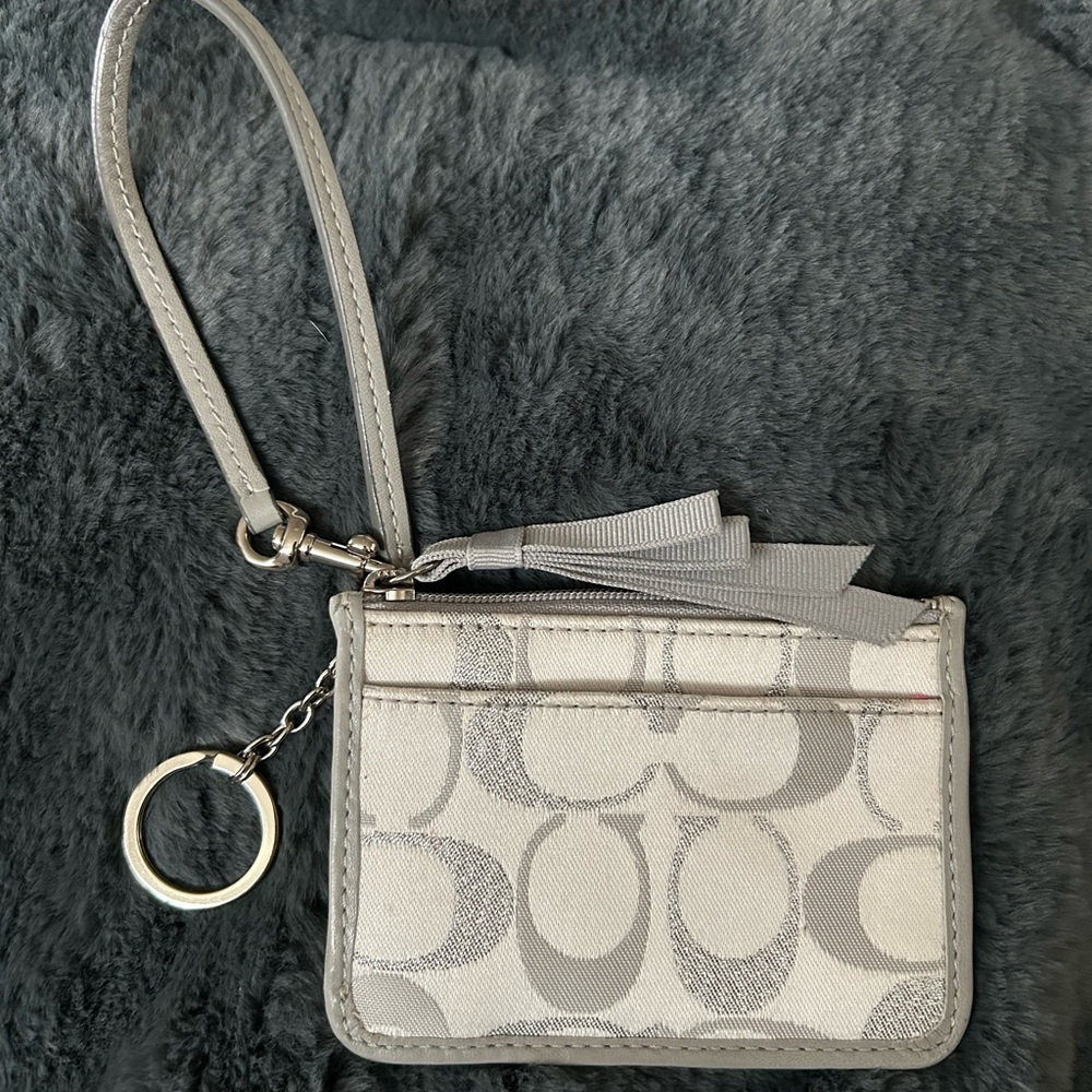 Small Signature Coach  Jacquard Wristlet  Card Case - Light Gray